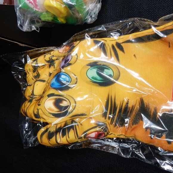 Lootcrate May 2016 Box - Picture 8 of 12